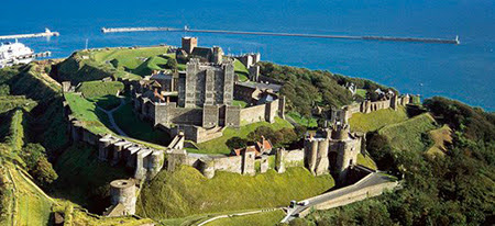 Luftaufnahme des Dovercastle.